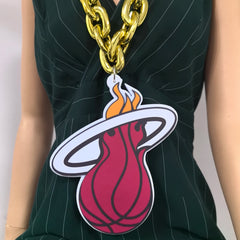 Oversize Sports Fan Chain Team Logo Pendant Necklace – Perfect Gift for Fans Game Day Decoration