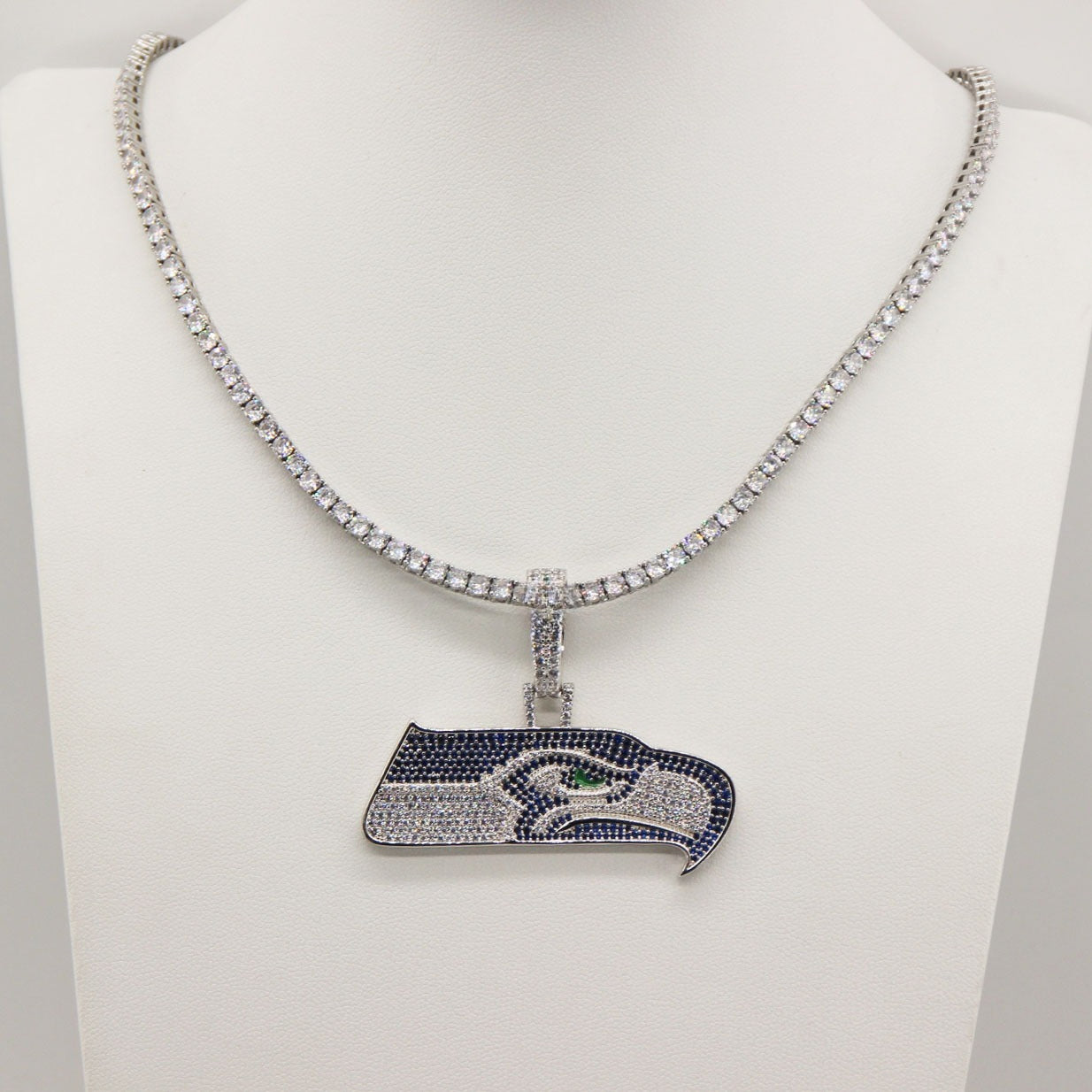Seattle Seahawks Zircon Pendant Necklace - Game Day & Holiday Gift for Sports Fans - Image 12