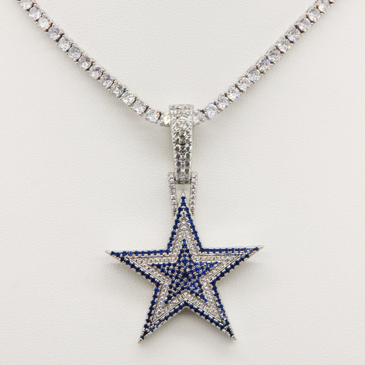 Dallas Cowboys Zircon Star Necklace - Additional Detail