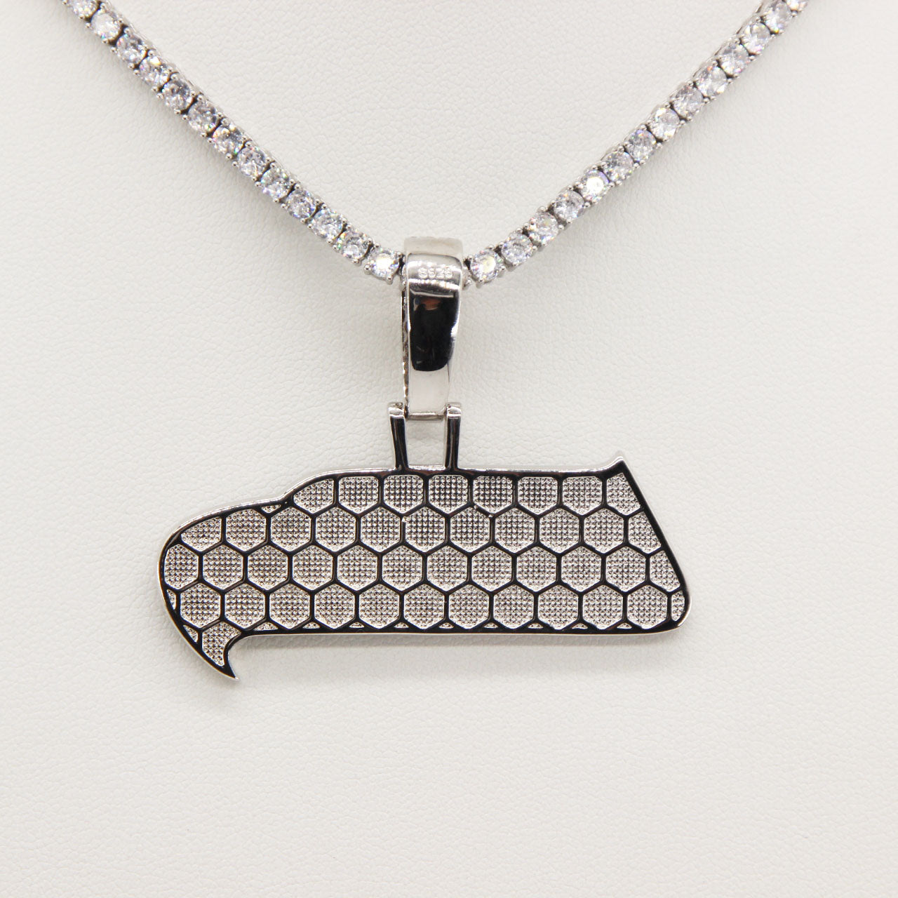 Seattle Seahawks Zircon Pendant Necklace - Game Day & Holiday Gift for Sports Fans - Collection Display